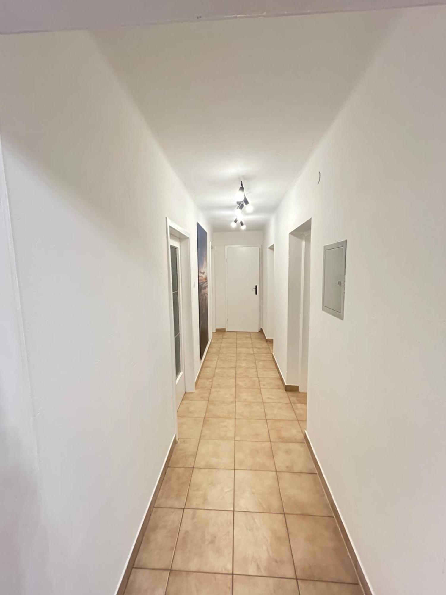 Appartamento Luminous - Kostenloser Parkplatz , Stadt Naehe